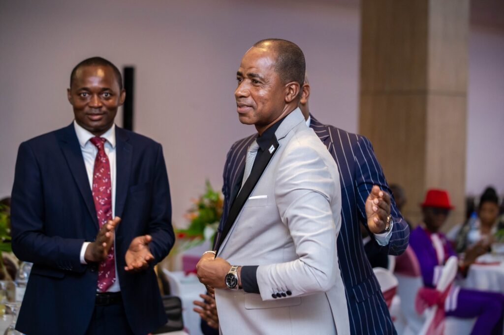 Distinction : Dr Yamoussa Coulibaly élevé au rang de membre d’honneur d’Afrique Vérité 2 Yamoussa 2