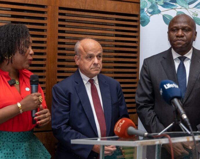 Climat : Abou Bamba appelle à accélérer l’action verte dix ans après l’Accord de Paris 3 PHOTO MINISTRE ABOU