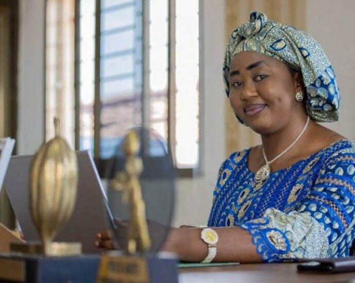 Transformation du cacao : Awa Traoré, l’ambition de faire rayonner le chocolat ivoirien depuis les plantations 5 photo Awa Traore