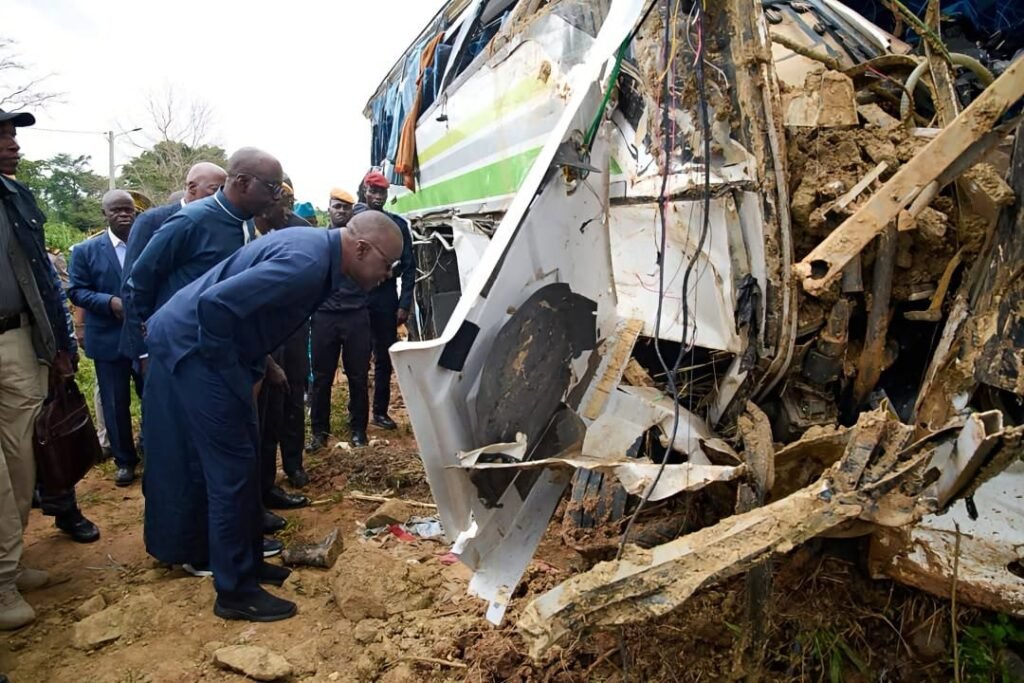 Après l’accident de Touba-Biankouma : le ministère suspend la carte de transporteur de Diarra Transport 2 photo Touba 2