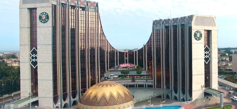 La BIDC Débloque 289,6 milliards FCFA pour la Construction d'Infrastructures à Fort Impact dans 3 Pays d'Afrique de l'Ouest 1 La BIDC est la Banque d'investissement et de développement de la CEDEAO