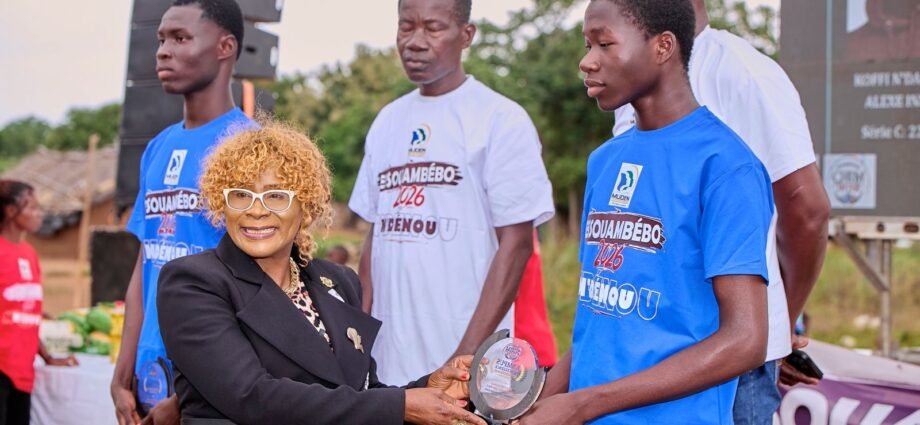 Essouambébo 2026 : la Fondation Chim-Inter mise sur le mérite scolaire à N’denou 1 photo Chim Intzr 1