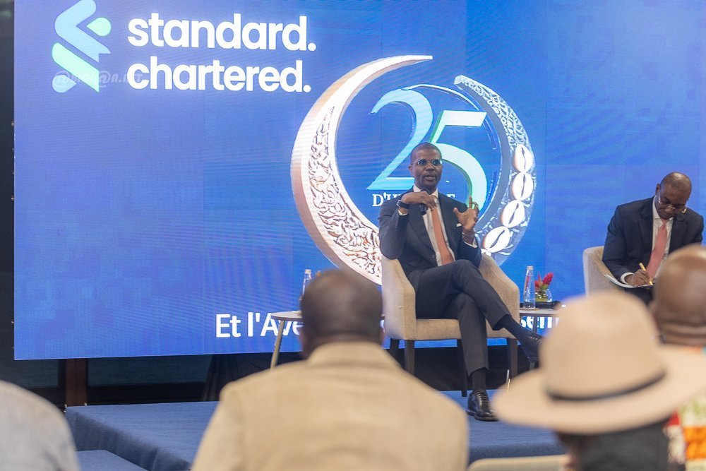 Dossier : Standard Chartered Veut Transformer ses 25 ans d'Activité en Côte d'Ivoire en un Mouvement de Confiance Durable à Fort Impact Fort 8 banque standard chartered celebre 25 ans de presence en cote divoire et ren spfp8p2pj7