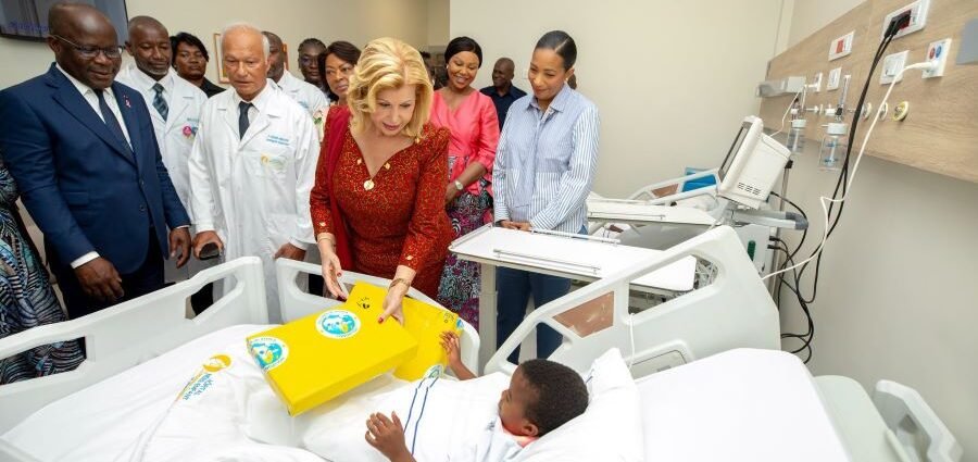 Infrastructure sanitaire : Dominique Ouattara inaugure un pôle de chirurgie cardiaque pédiatrique pour sauver davantage d’enfants 1 TOF PREMIERE 4 OK