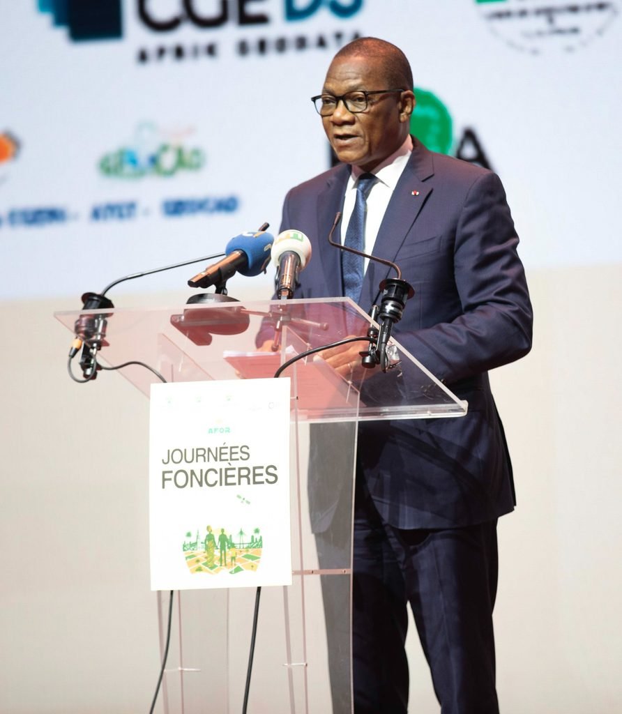 Journées foncières d’Abidjan : Plusieurs pays , experts et institutions croisent leurs expériences 2 photo JFA 6